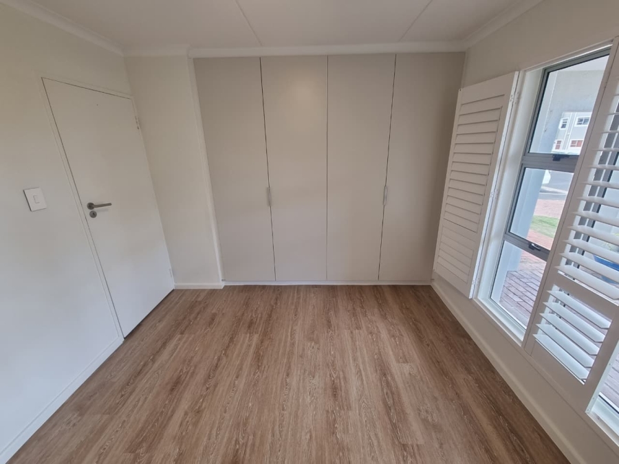 To Let 2 Bedroom Property for Rent in Big Bay Western Cape